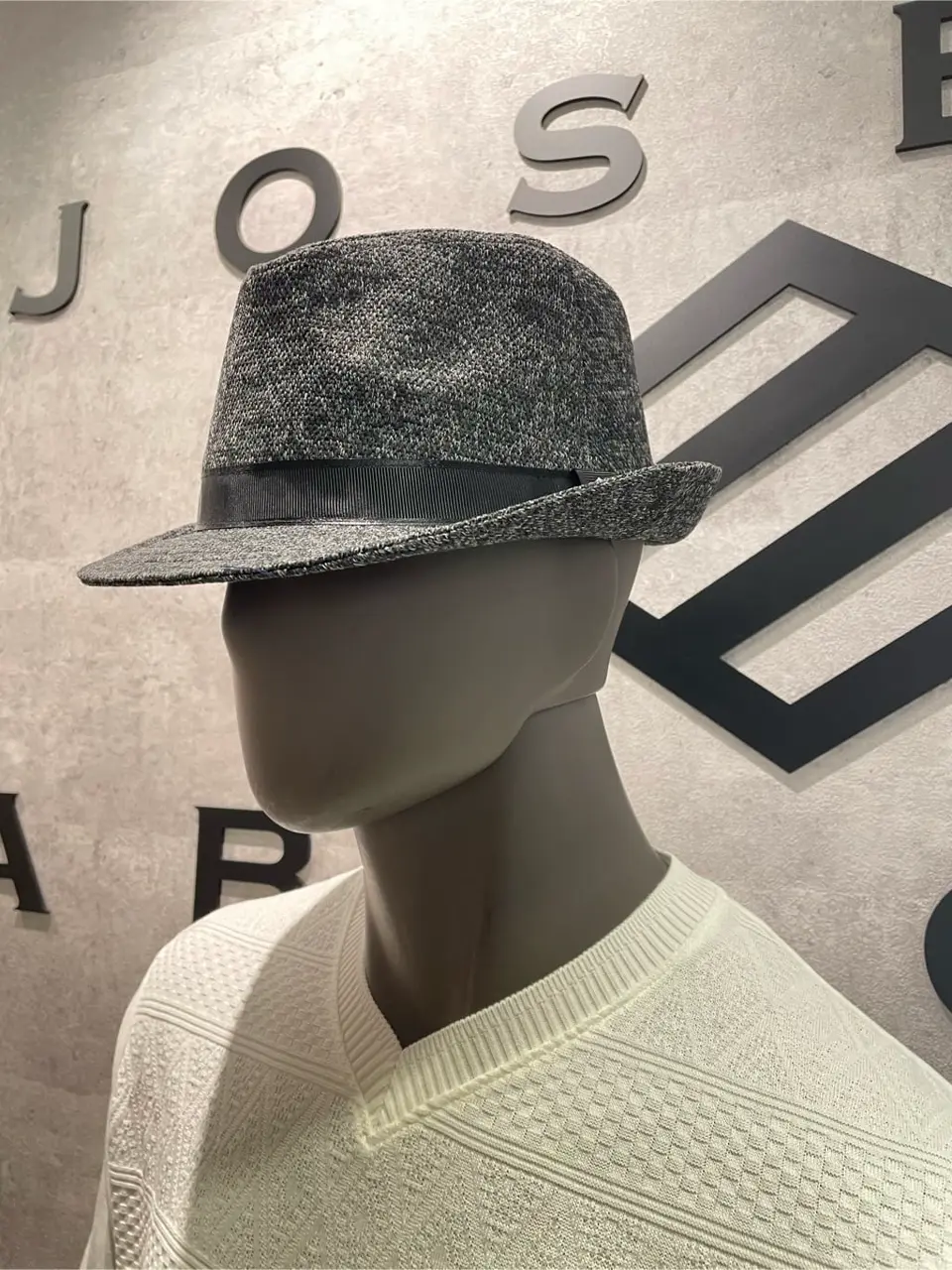 JOSEPH ABBOUD 東　 コーディネート画像