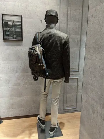 JOSEPH ABBOUD 大久 コーディネート画像