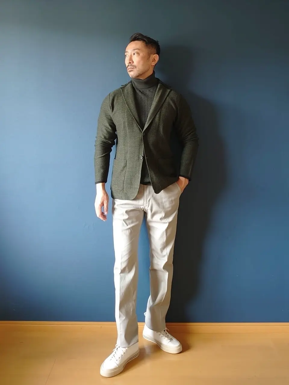 JOSEPH ABBOUD 安東 コーディネート画像