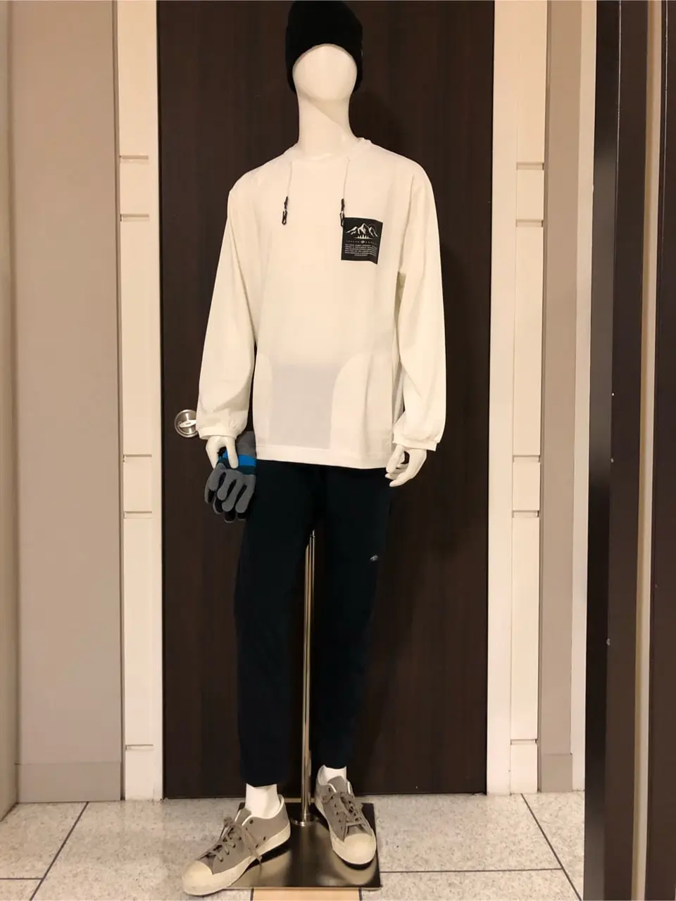 JOSEPH ABBOUD 山口 コーディネート画像