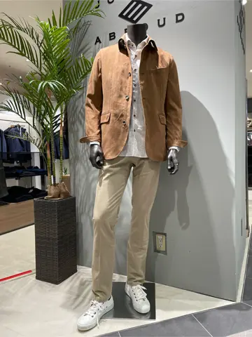 JOSEPH ABBOUD 伊津野 コーディネート画像