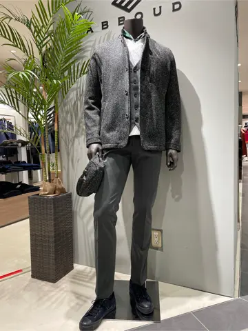 JOSEPH ABBOUD 伊津野 コーディネート画像