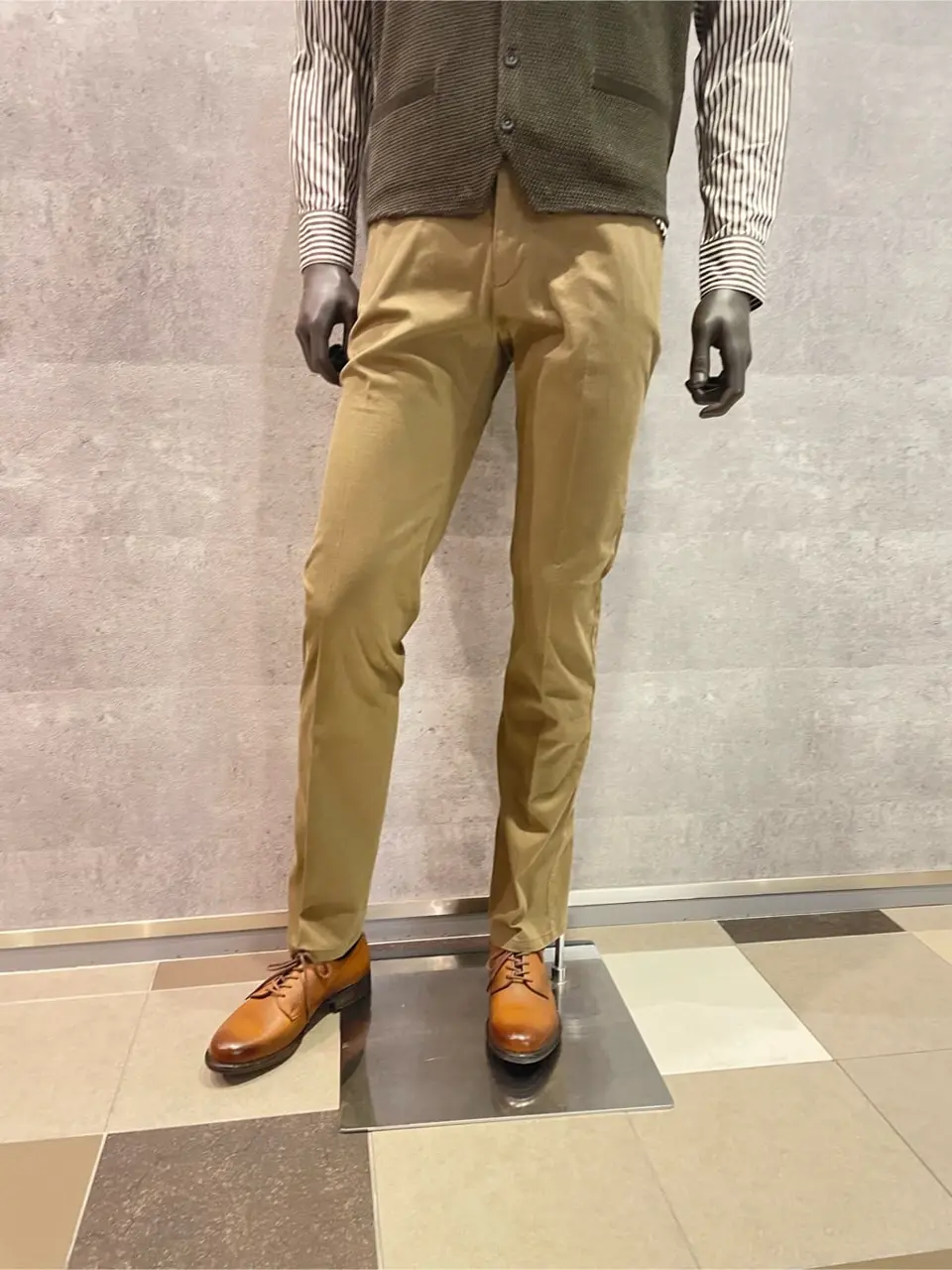 JOSEPH ABBOUD 東　 コーディネート画像