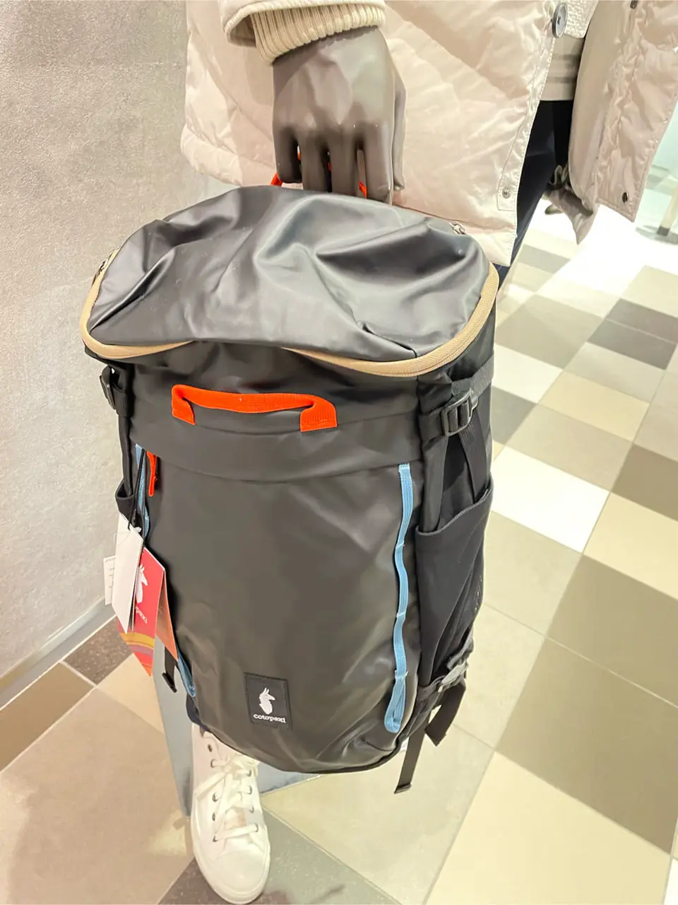 JOSEPH ABBOUD 東　 コーディネート画像