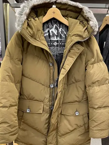 JOSEPH ABBOUD 辰見 コーディネート画像