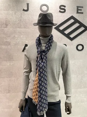 JOSEPH ABBOUD 東　 コーディネート画像