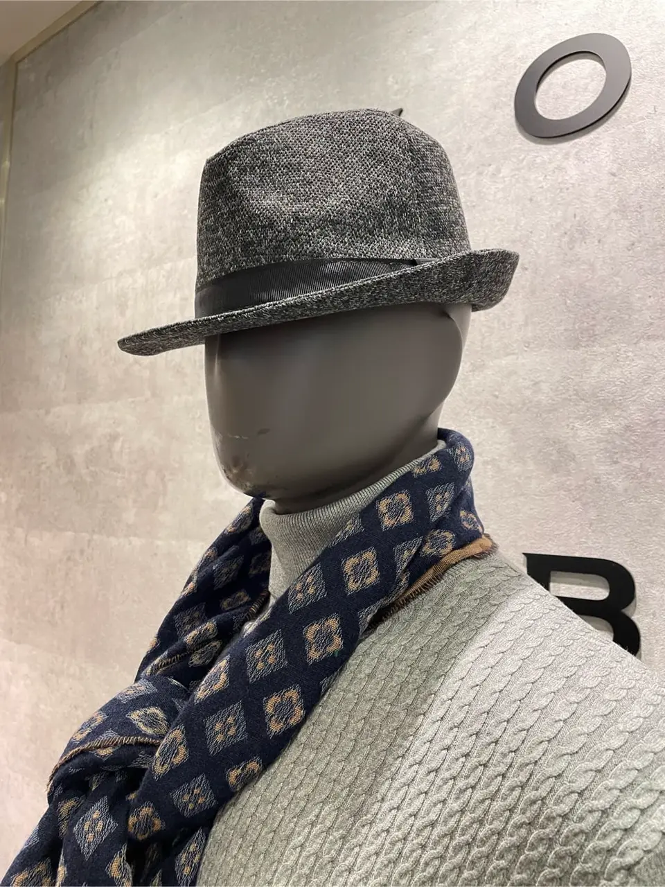 JOSEPH ABBOUD 東　 コーディネート画像