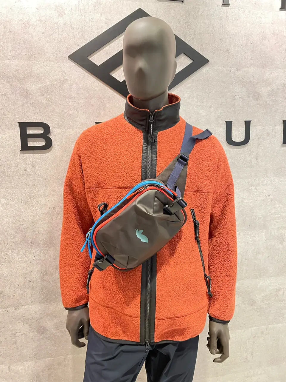 JOSEPH ABBOUD 東　 コーディネート画像