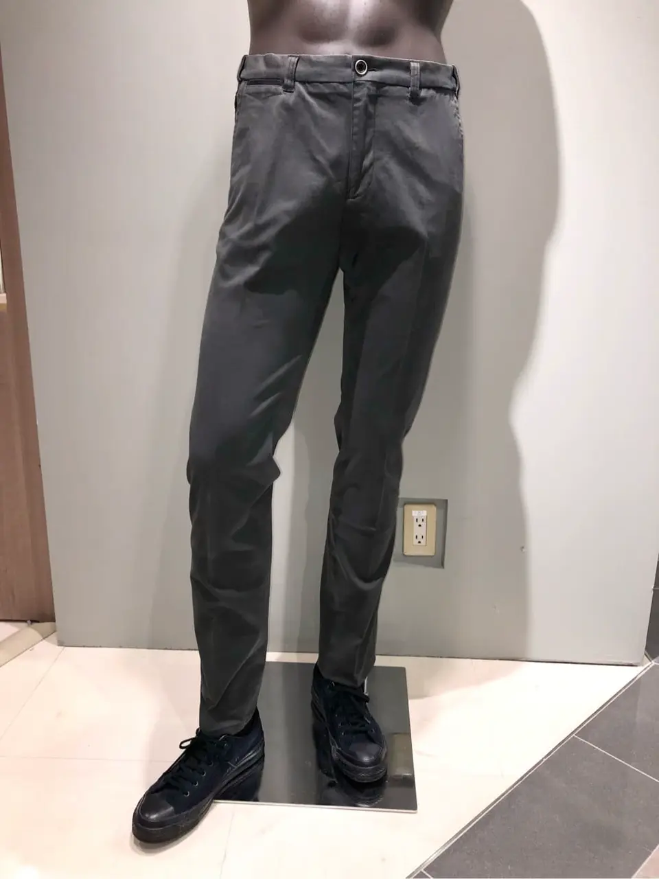 JOSEPH ABBOUD 川田 コーディネート画像