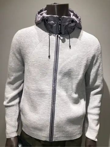 JOSEPH ABBOUD 川田 コーディネート画像