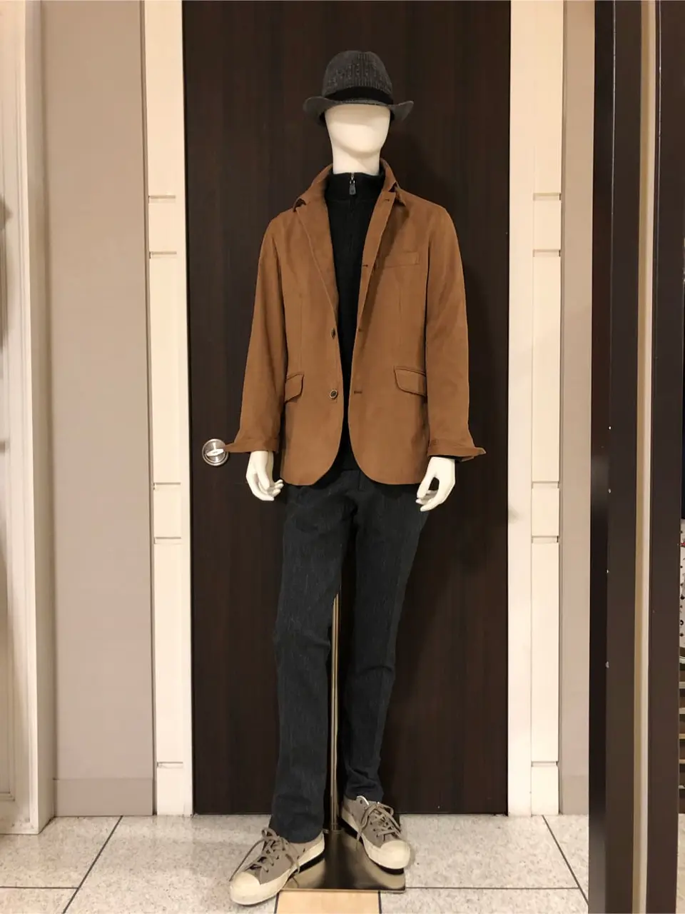 JOSEPH ABBOUD 山口 コーディネート画像