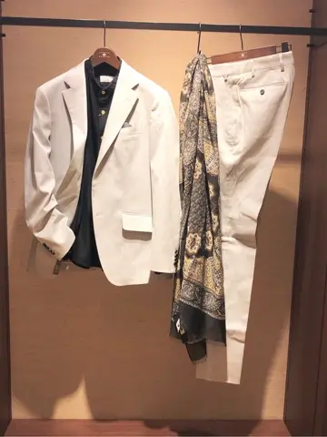 JOSEPH ABBOUD 二澤 コーディネート画像