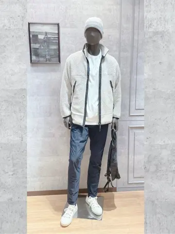 JOSEPH ABBOUD 二澤 コーディネート画像