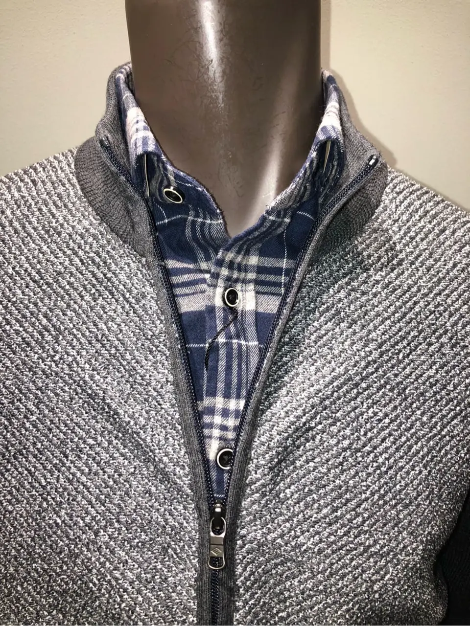 JOSEPH ABBOUD 川田 コーディネート画像