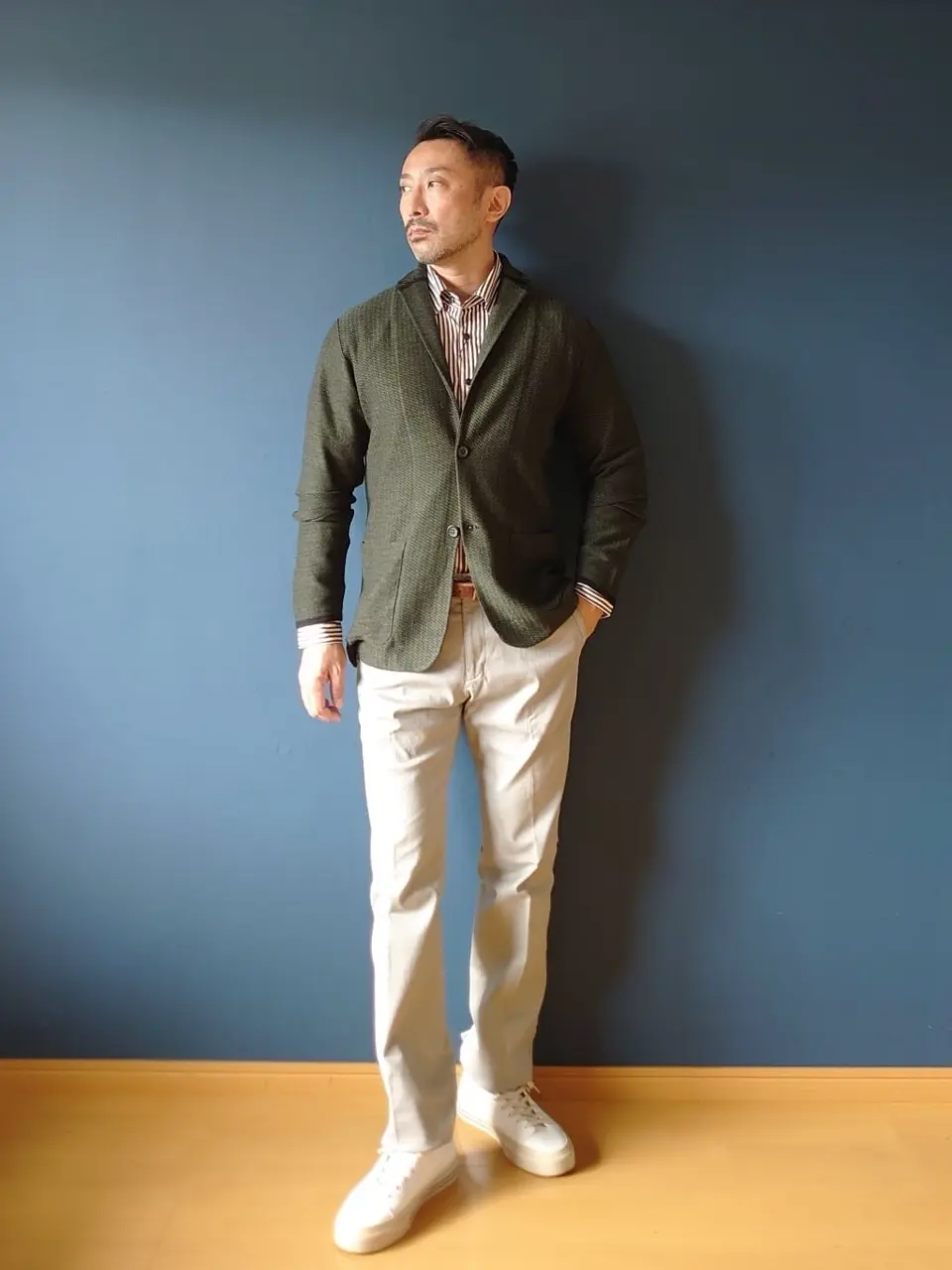 JOSEPH ABBOUD 安東 コーディネート画像