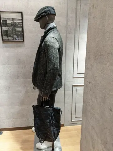 JOSEPH ABBOUD 大久 コーディネート画像