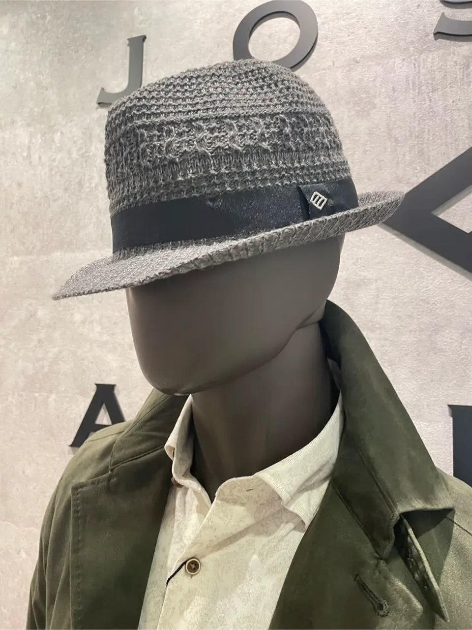 JOSEPH ABBOUD 東　 コーディネート画像