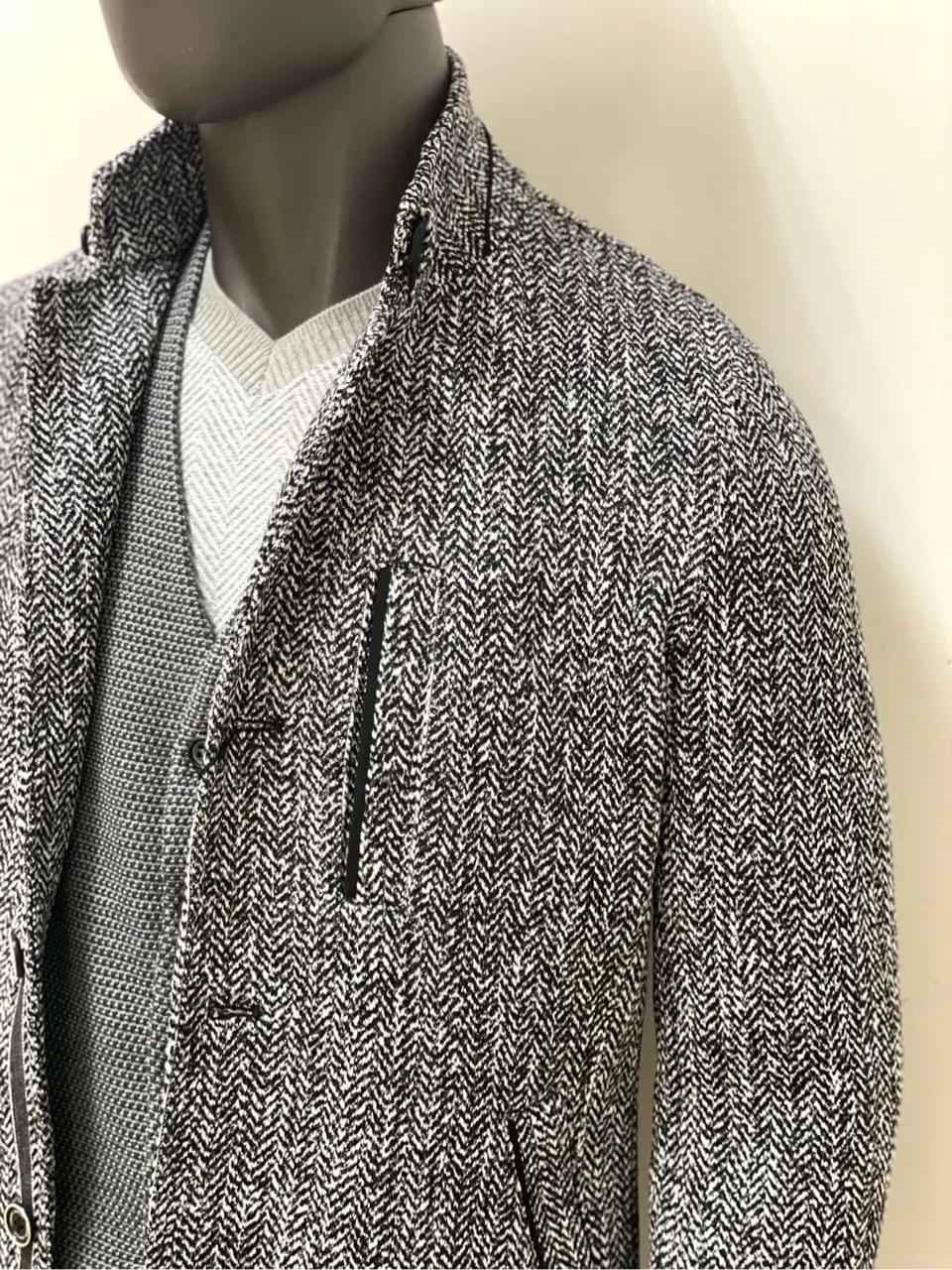 JOSEPH ABBOUD 金本 コーディネート画像