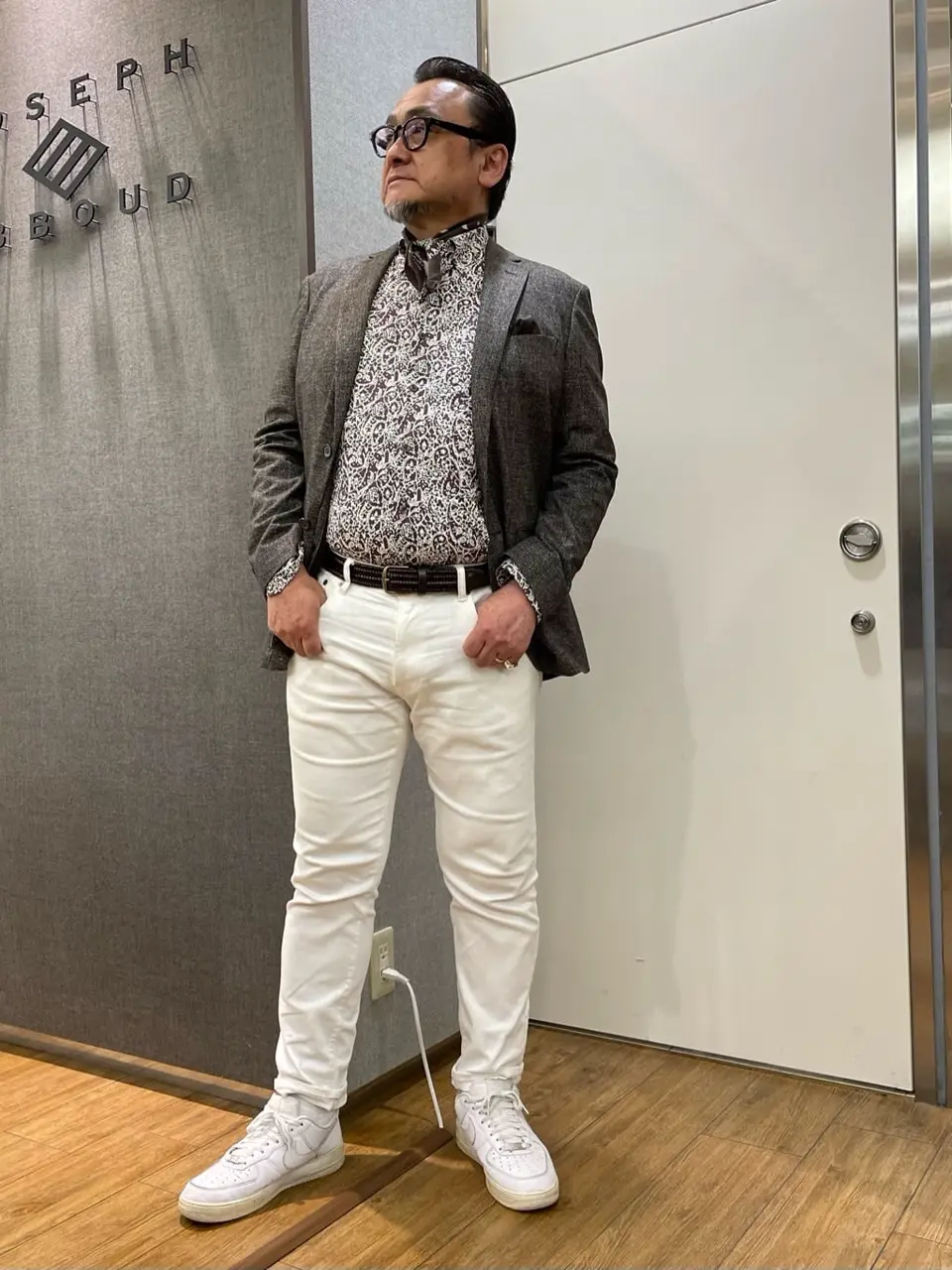 JOSEPH ABBOUD 辰見 コーディネート画像
