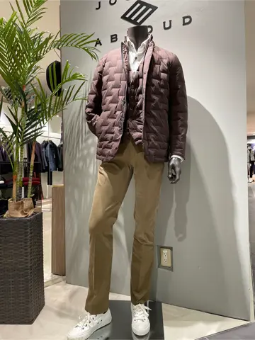 JOSEPH ABBOUD 伊津野 コーディネート画像