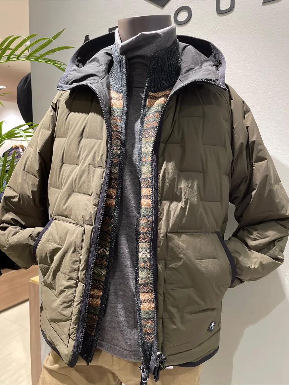 JOSEPH ABBOUD 伊津野 コーディネート画像