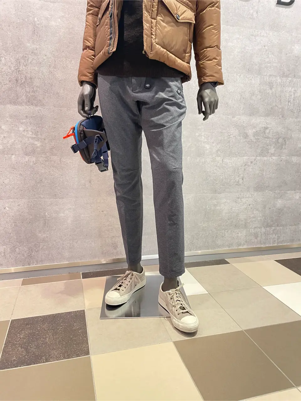 JOSEPH ABBOUD 東　 コーディネート画像