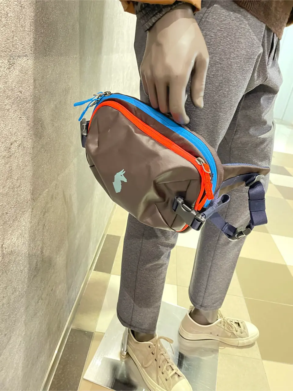 JOSEPH ABBOUD 東　 コーディネート画像