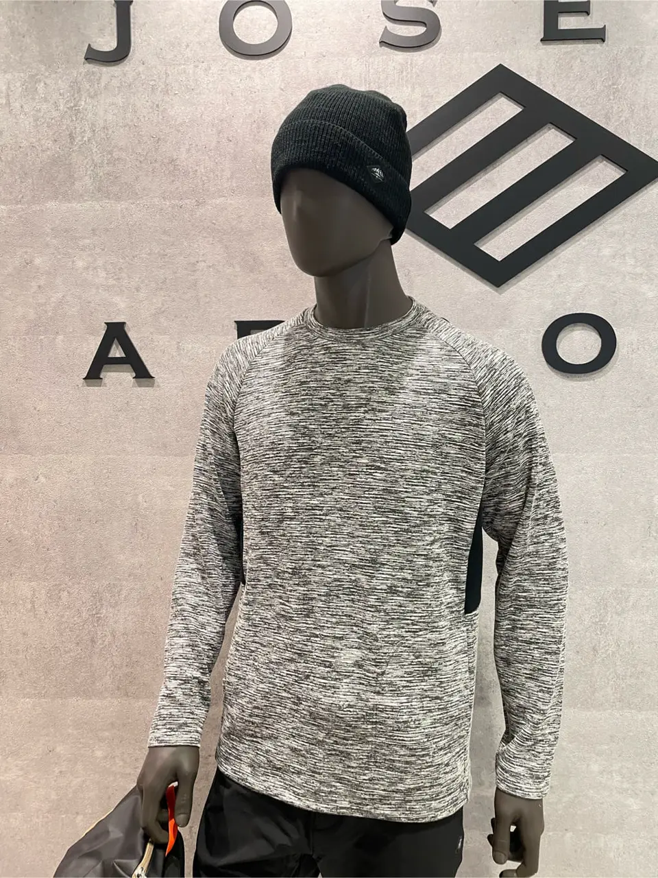 JOSEPH ABBOUD 東　 コーディネート画像