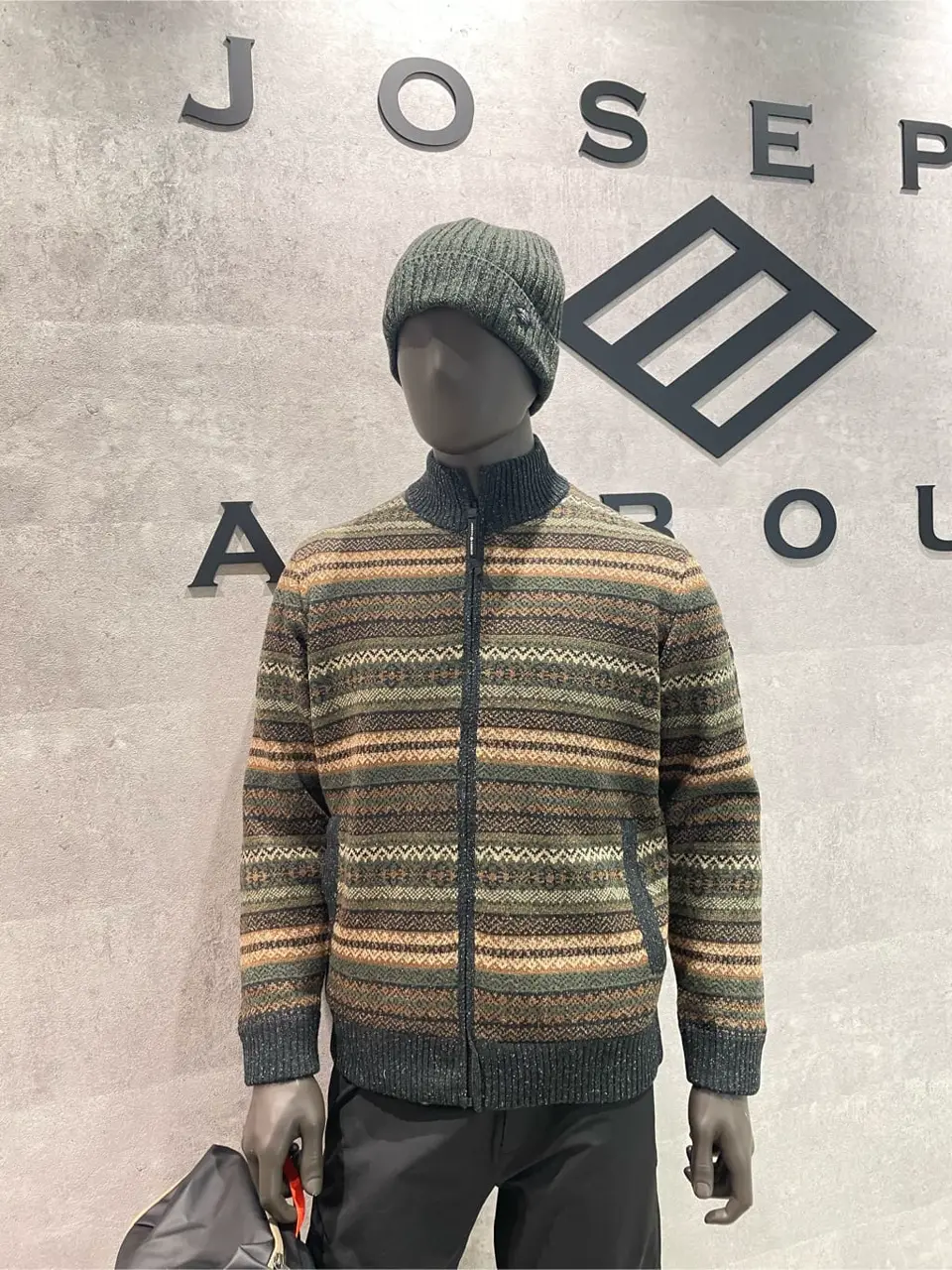 JOSEPH ABBOUD 東　 コーディネート画像