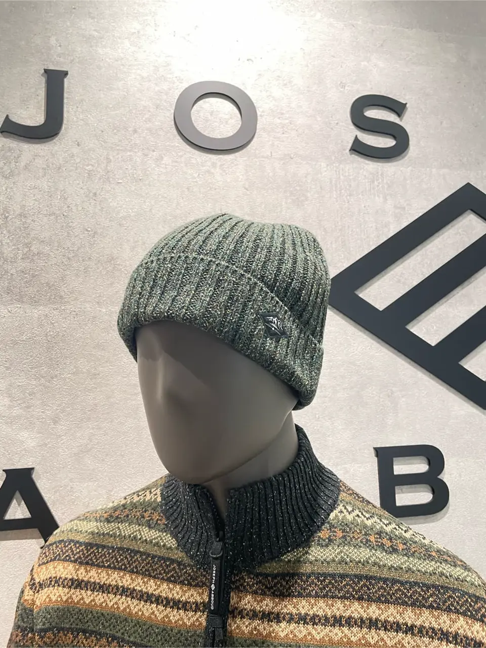 JOSEPH ABBOUD 東　 コーディネート画像