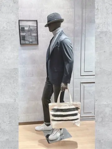 JOSEPH ABBOUD 二澤 コーディネート画像