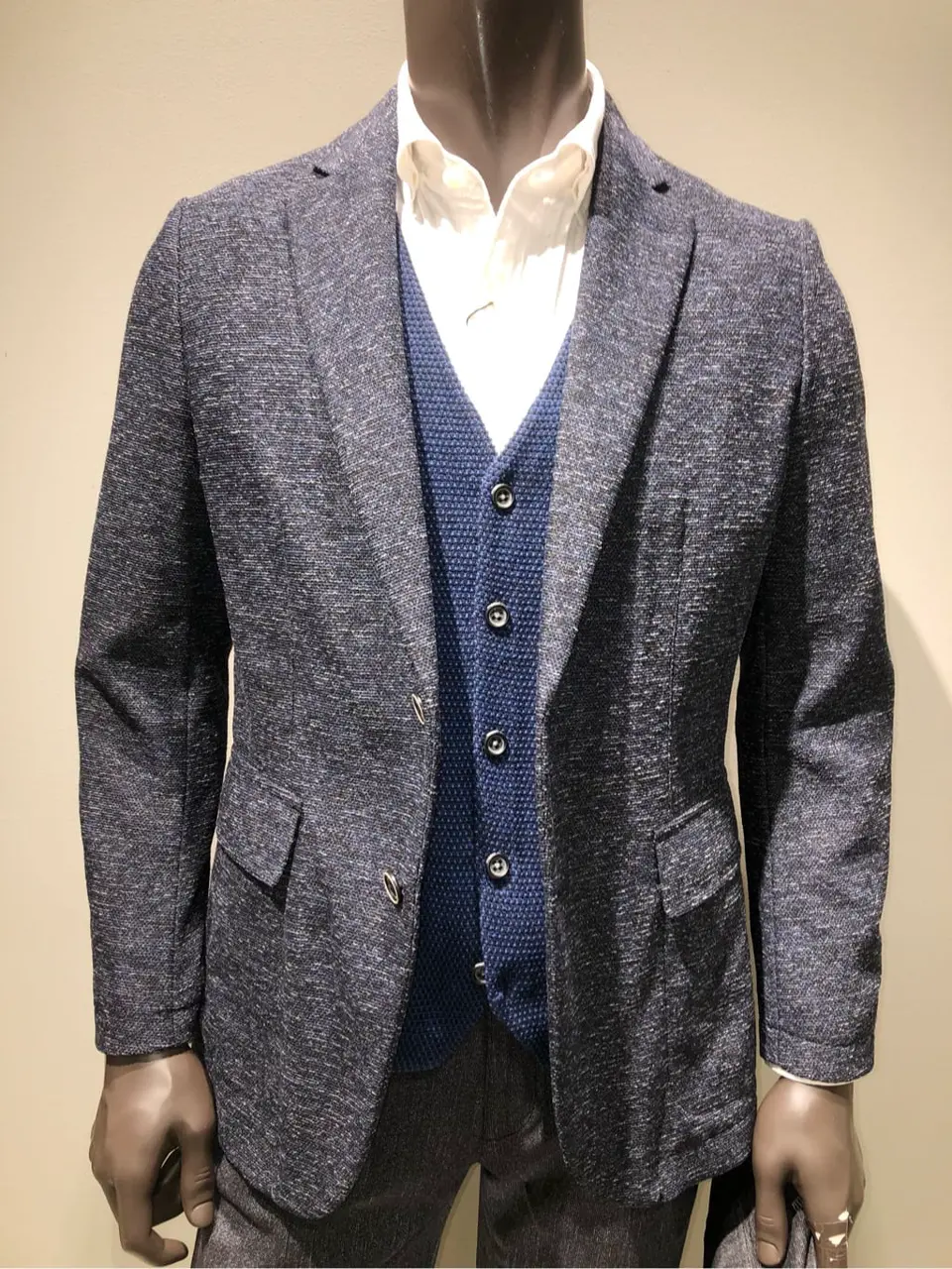 JOSEPH ABBOUD 川田 コーディネート画像