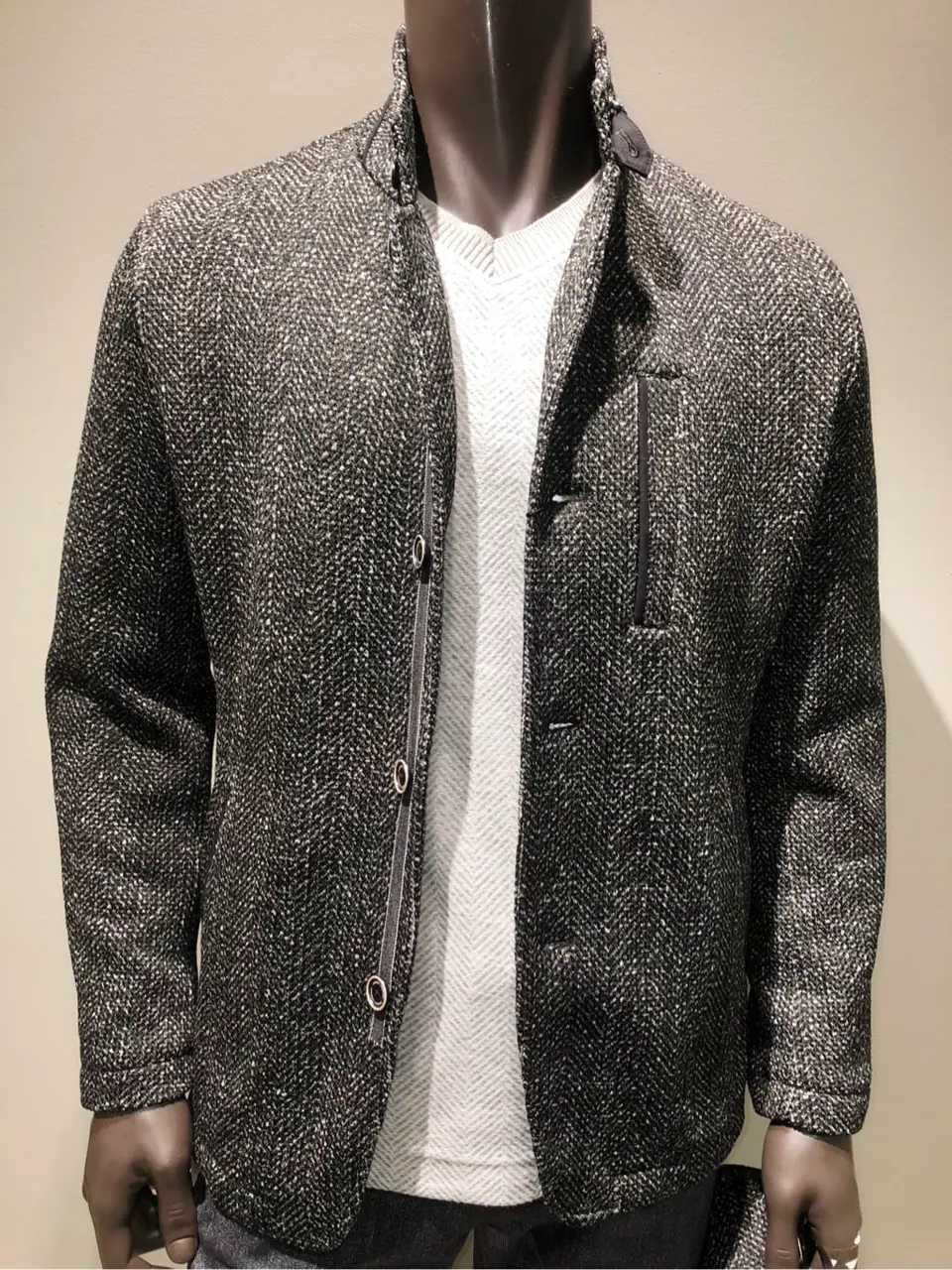JOSEPH ABBOUD 川田 コーディネート画像