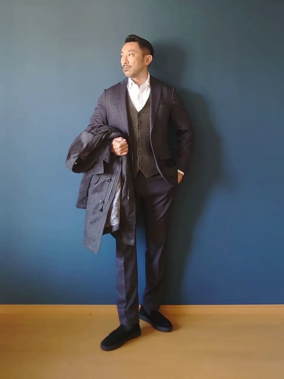 JOSEPH ABBOUD 安東 コーディネート画像