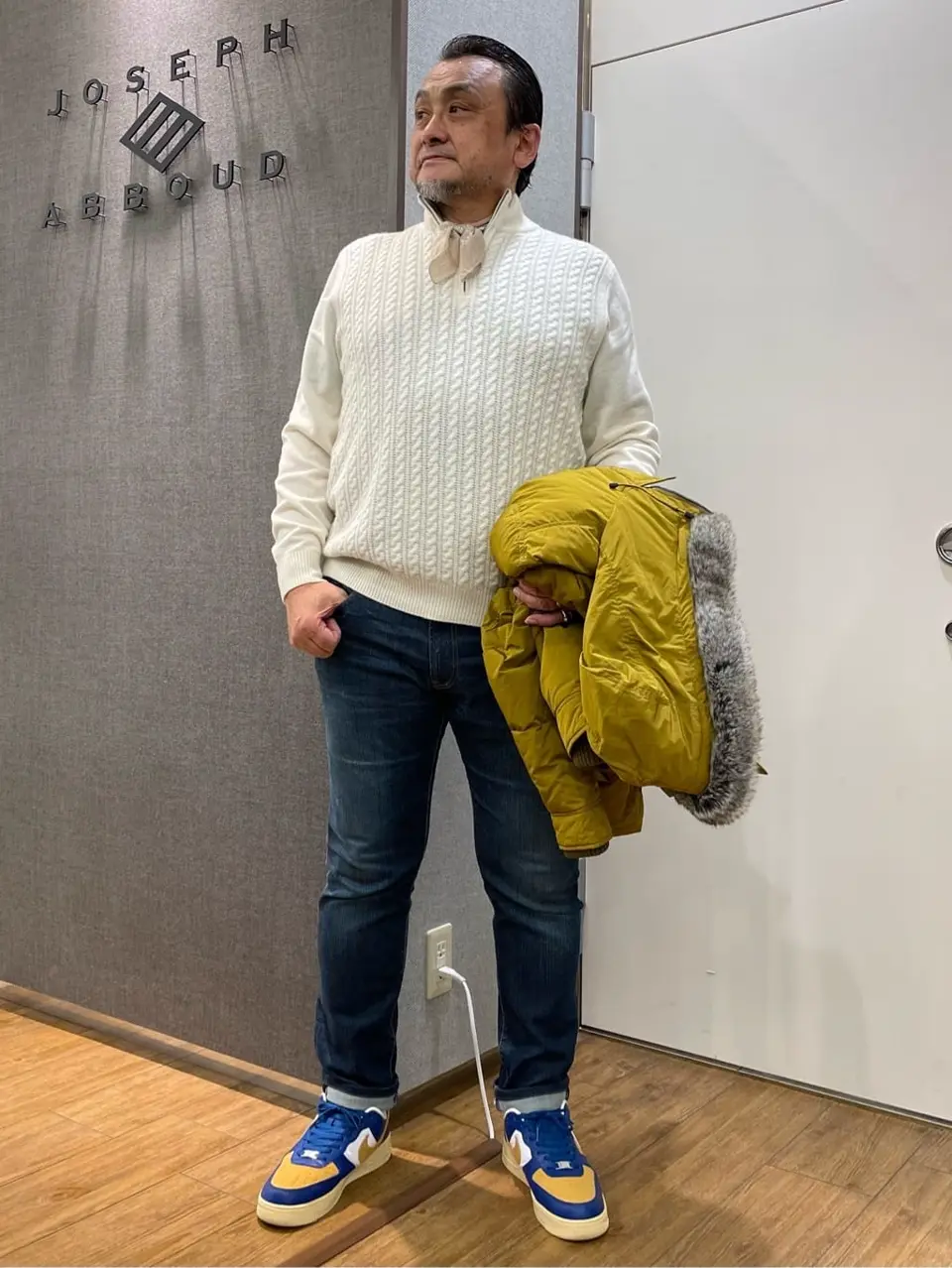 JOSEPH ABBOUD 辰見 コーディネート画像