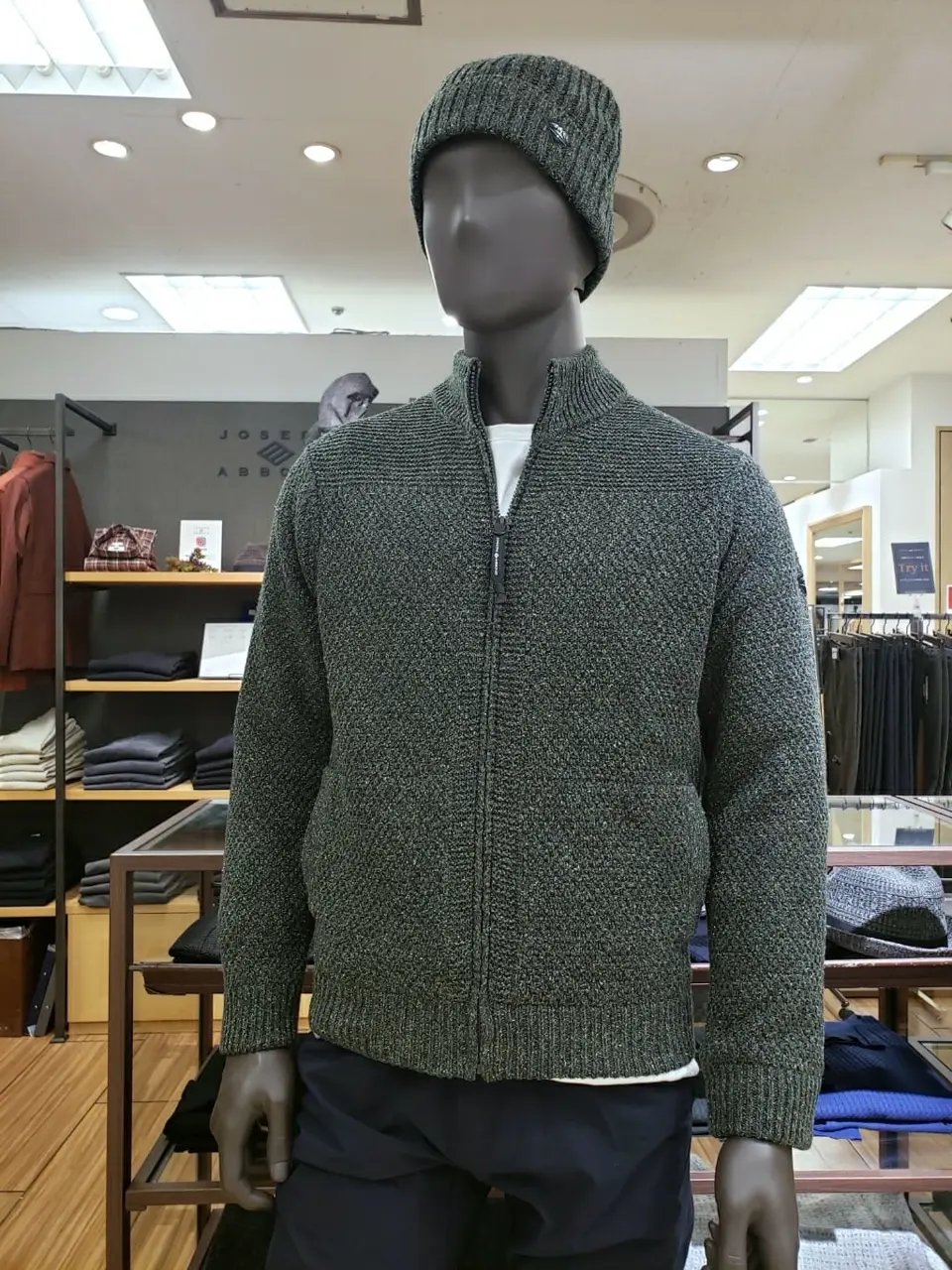 JOSEPH ABBOUD 中西 コーディネート画像