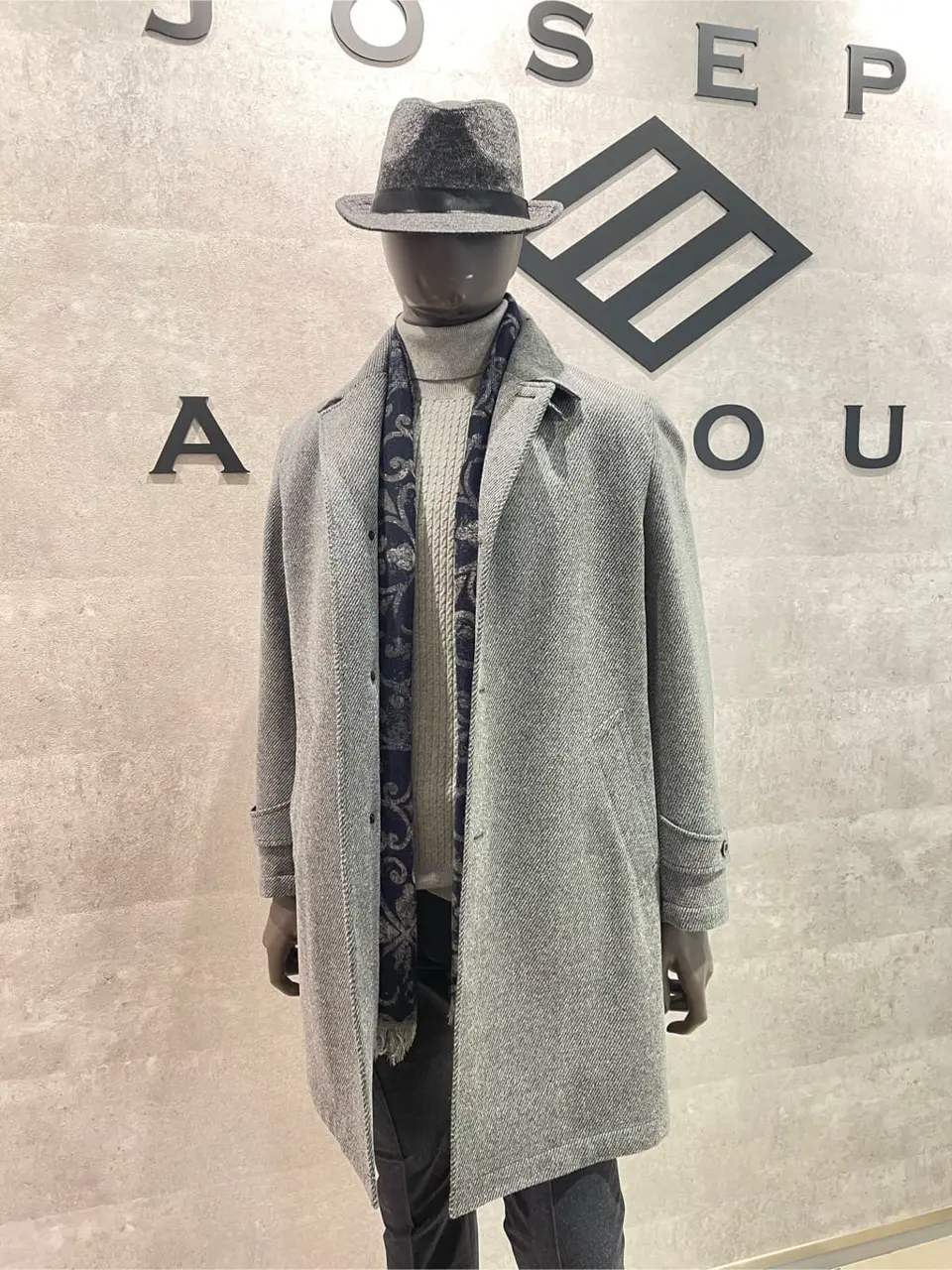 JOSEPH ABBOUD 東　 コーディネート画像