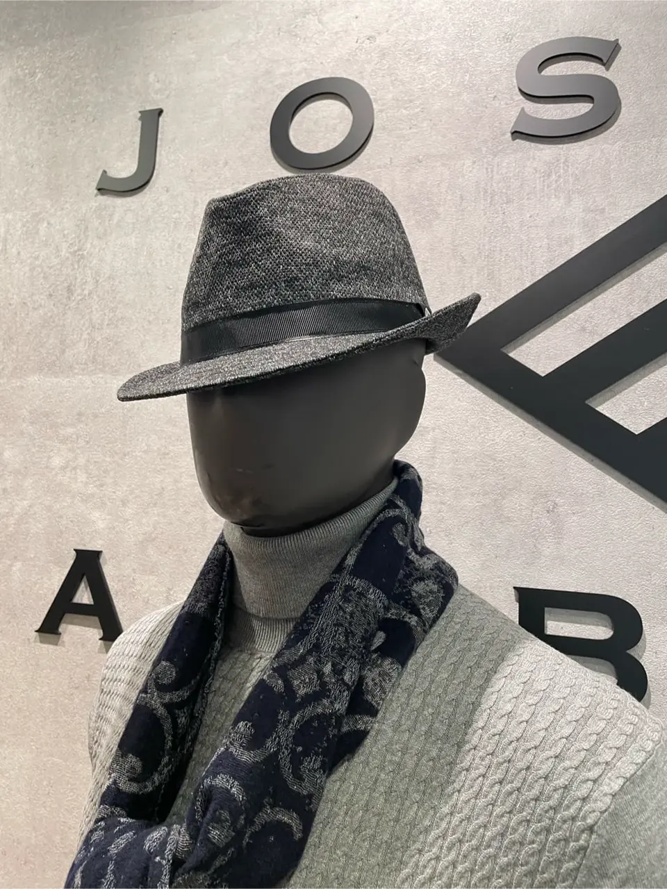 JOSEPH ABBOUD 東　 コーディネート画像