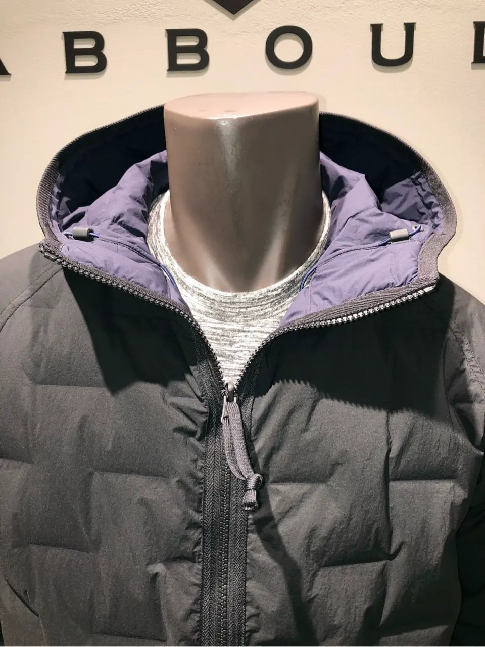 JOSEPH ABBOUD 川田 コーディネート画像