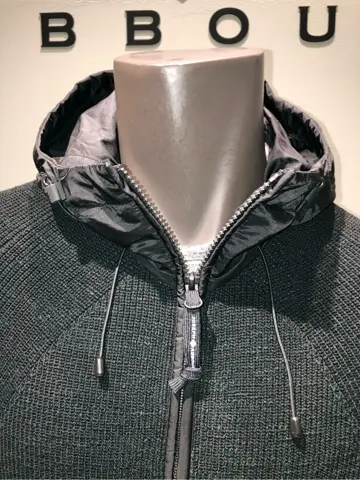 JOSEPH ABBOUD 川田 コーディネート画像