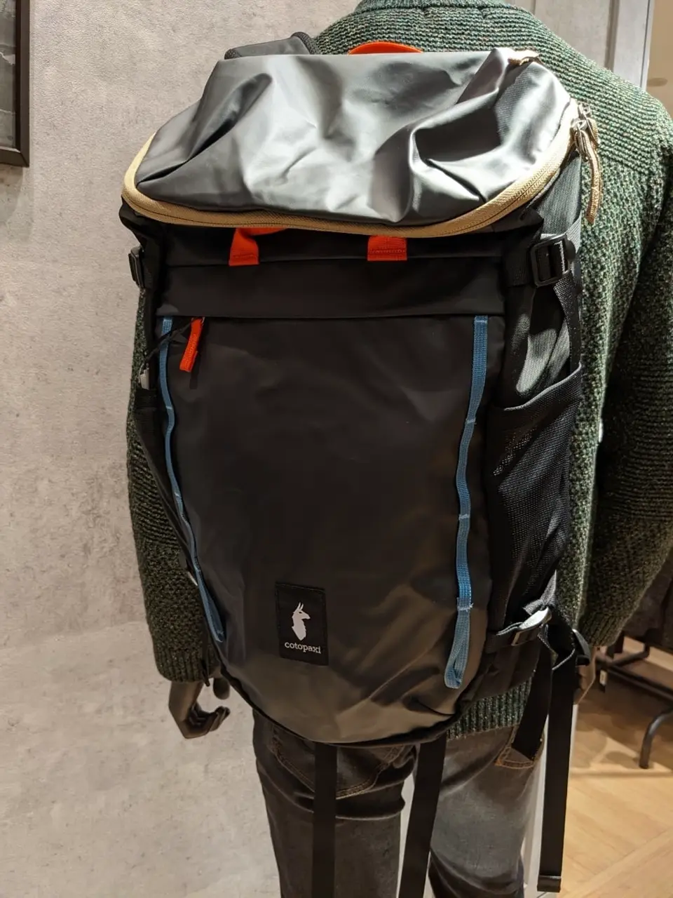 JOSEPH ABBOUD 大久 コーディネート画像