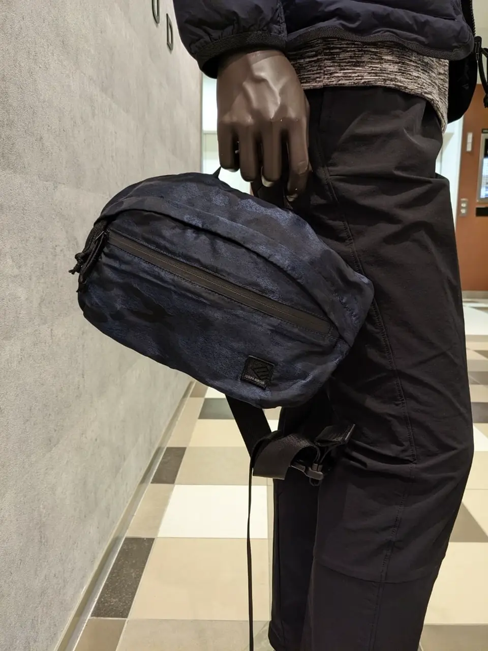 JOSEPH ABBOUD 大久 コーディネート画像