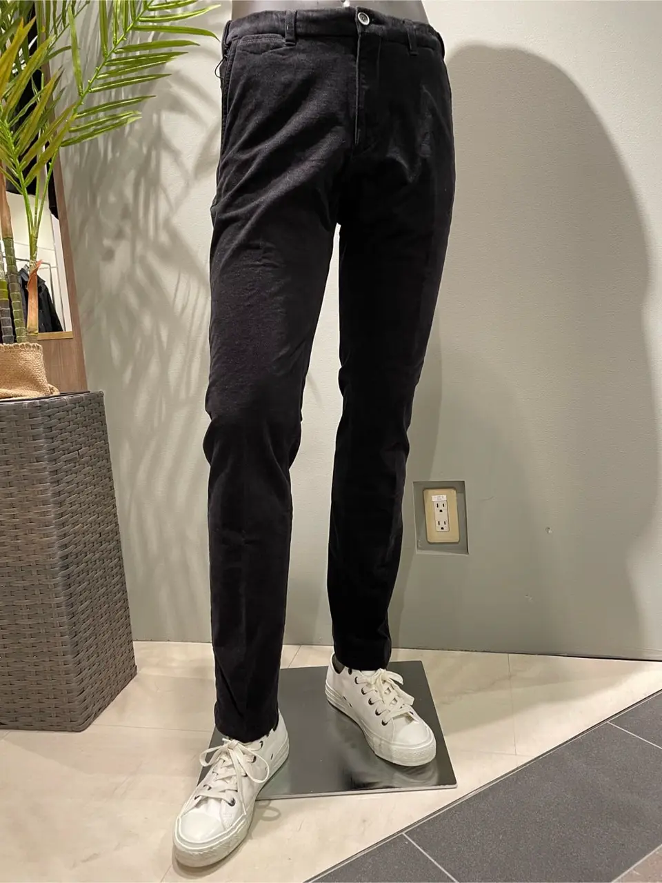 JOSEPH ABBOUD 伊津野 コーディネート画像