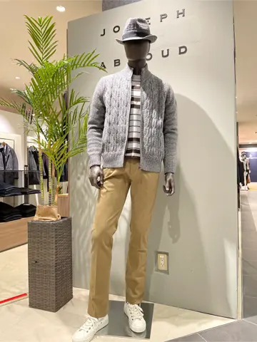 JOSEPH ABBOUD 伊津野 コーディネート画像