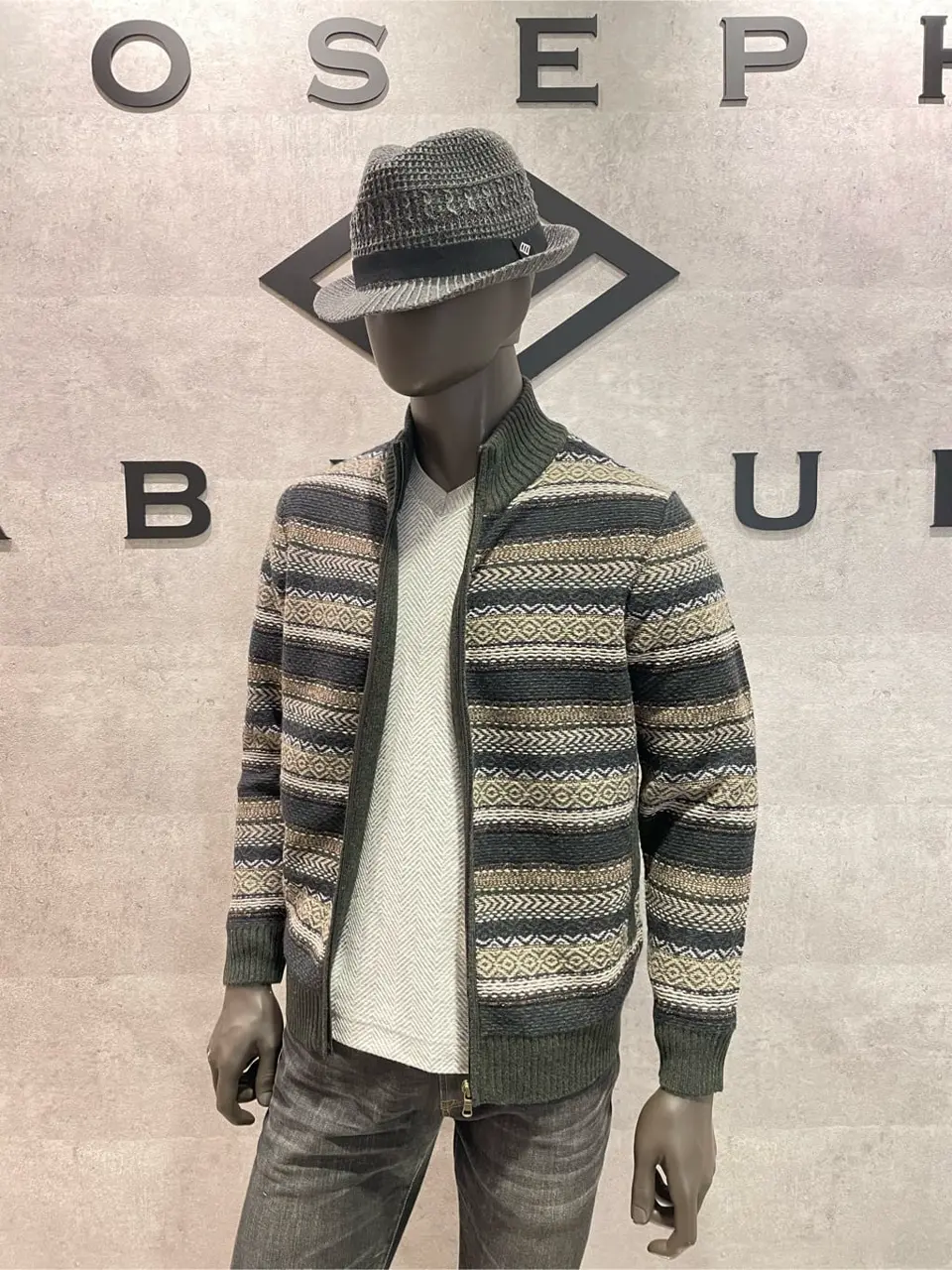 JOSEPH ABBOUD 東　 コーディネート画像