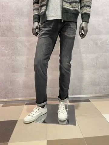 JOSEPH ABBOUD 東　 コーディネート画像