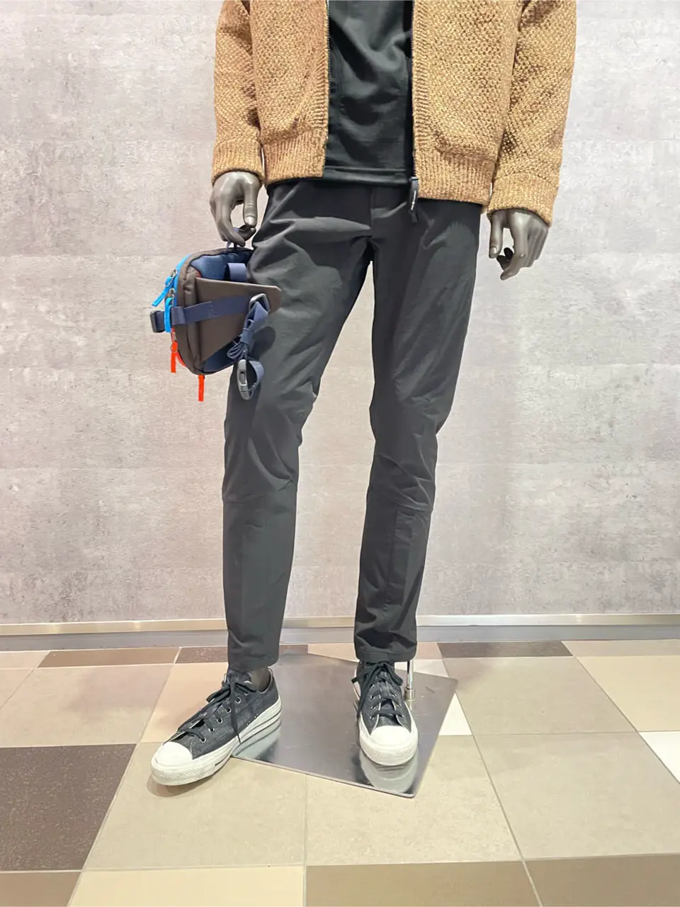 JOSEPH ABBOUD 東　 コーディネート画像