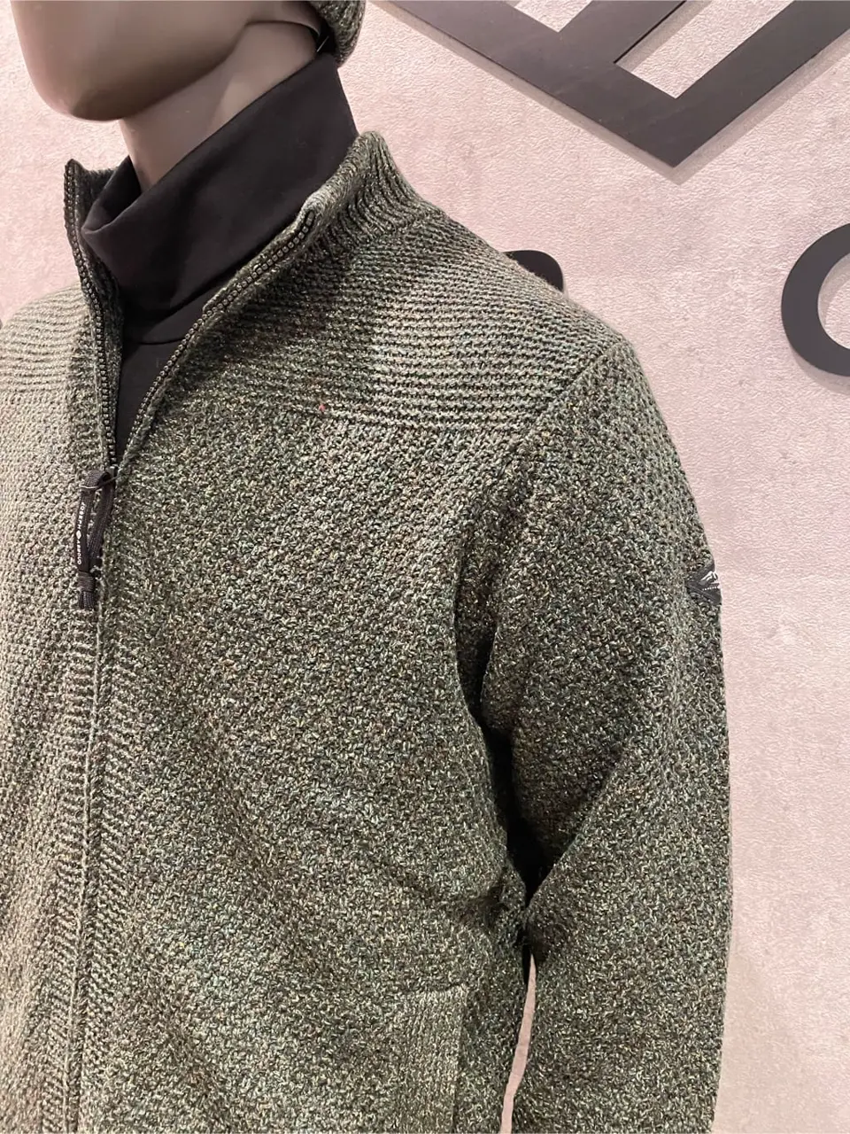 JOSEPH ABBOUD 東　 コーディネート画像