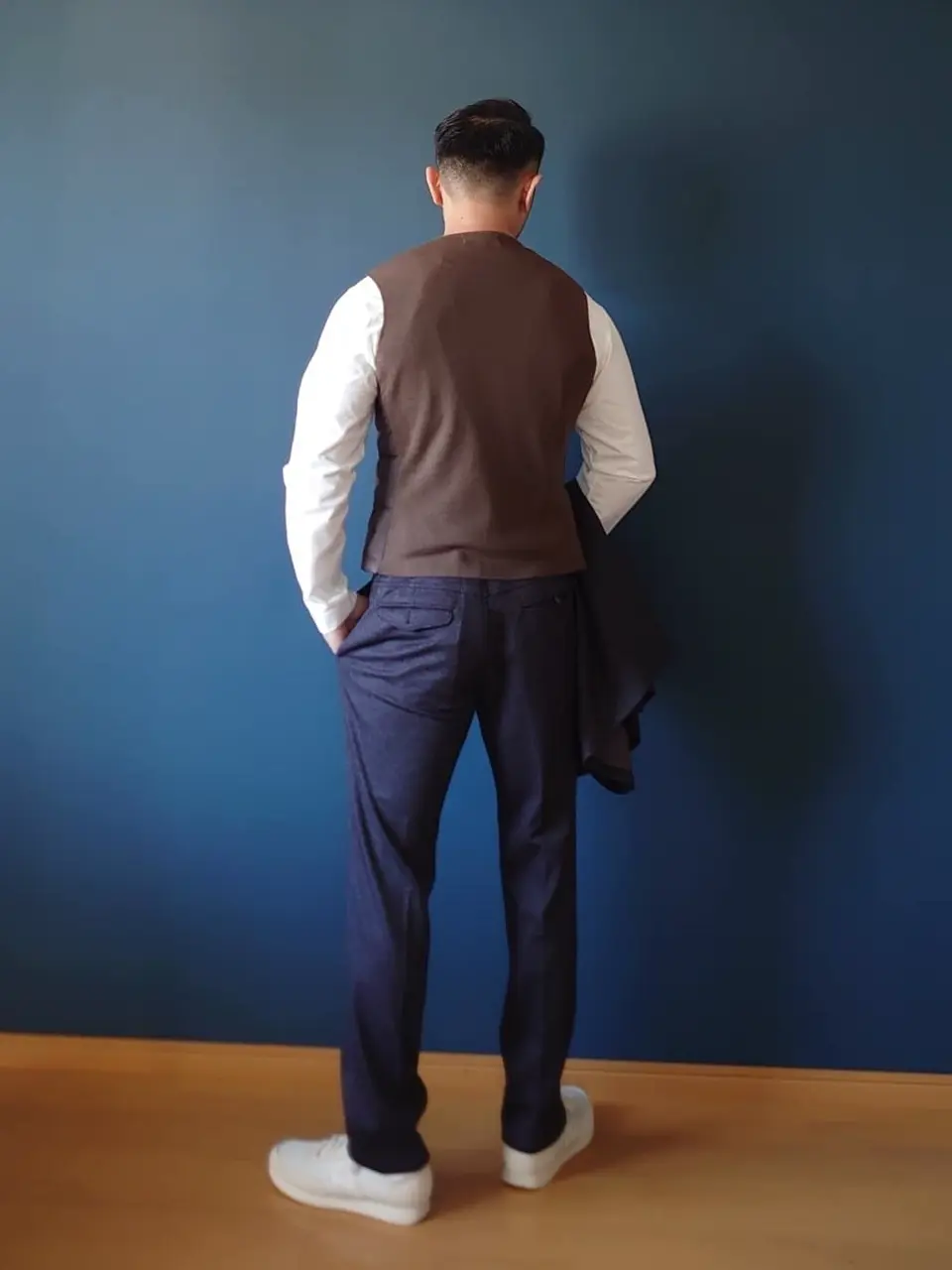 JOSEPH ABBOUD 安東 コーディネート画像