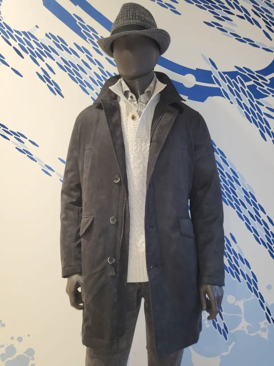 JOSEPH ABBOUD 亀井 コーディネート画像